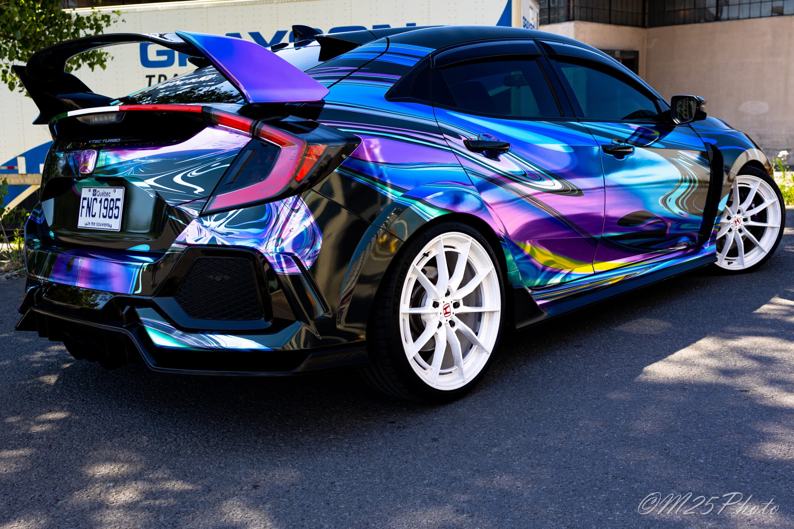 Wrap Shop Montreal facility